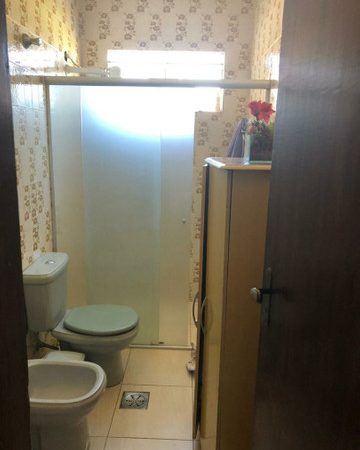 Vende-se linda casa no Nazaré