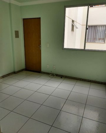 Vende -se apartamento na Av Brasilia