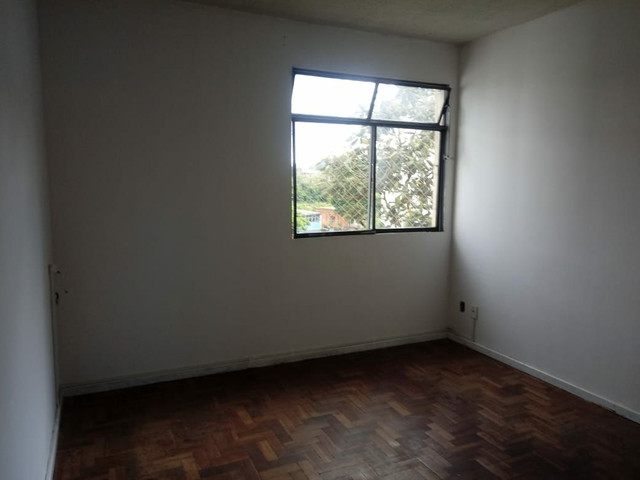 Vende-se apartamento no Horto Vende-se apartamento no Horto