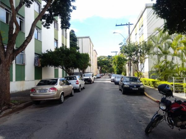 Vende-se apartamento no Horto