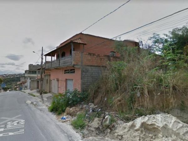 Vende-se lote no gávea