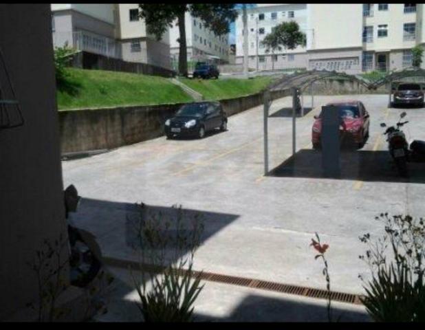 Vende-se apartamento no Maria Helena Vende-se apartamento no Maria Helena