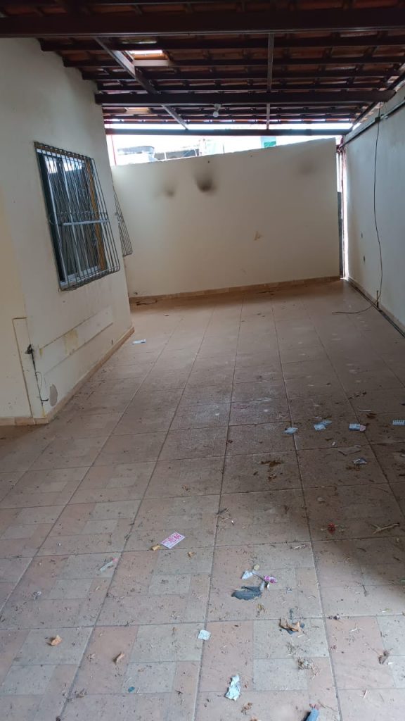 Vende-se casa em Santa Luzia , R.Jaraguá 270 , São Benedito