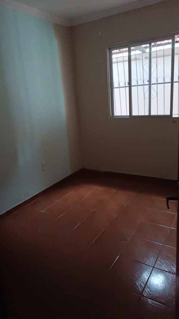 Vende-se casa em Santa Luzia , R.Jaraguá 270 , São Benedito