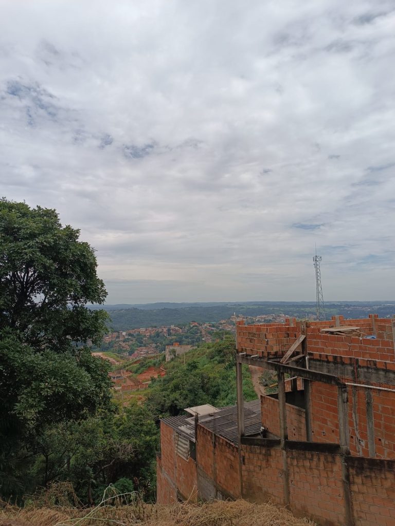 Vendo Lote em Frente a cidade administrativa