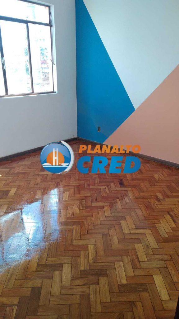 Vende-se Prédio na São Cristóvão , 2 áreas privativas e 2 coberturas