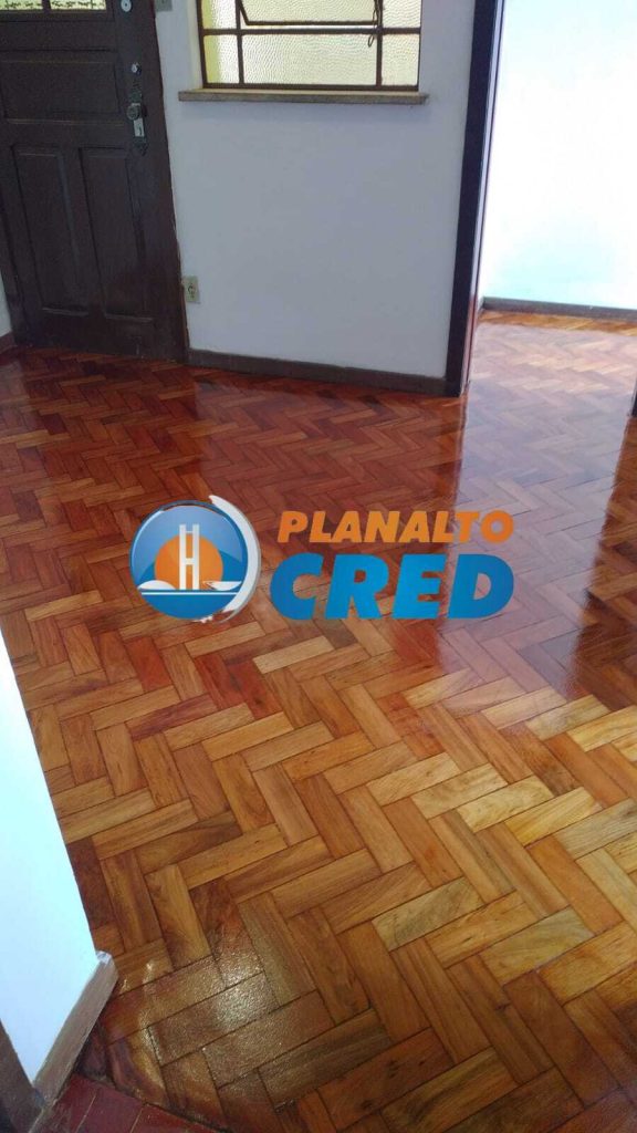Vende-se Prédio na São Cristóvão , 2 áreas privativas e 2 coberturas