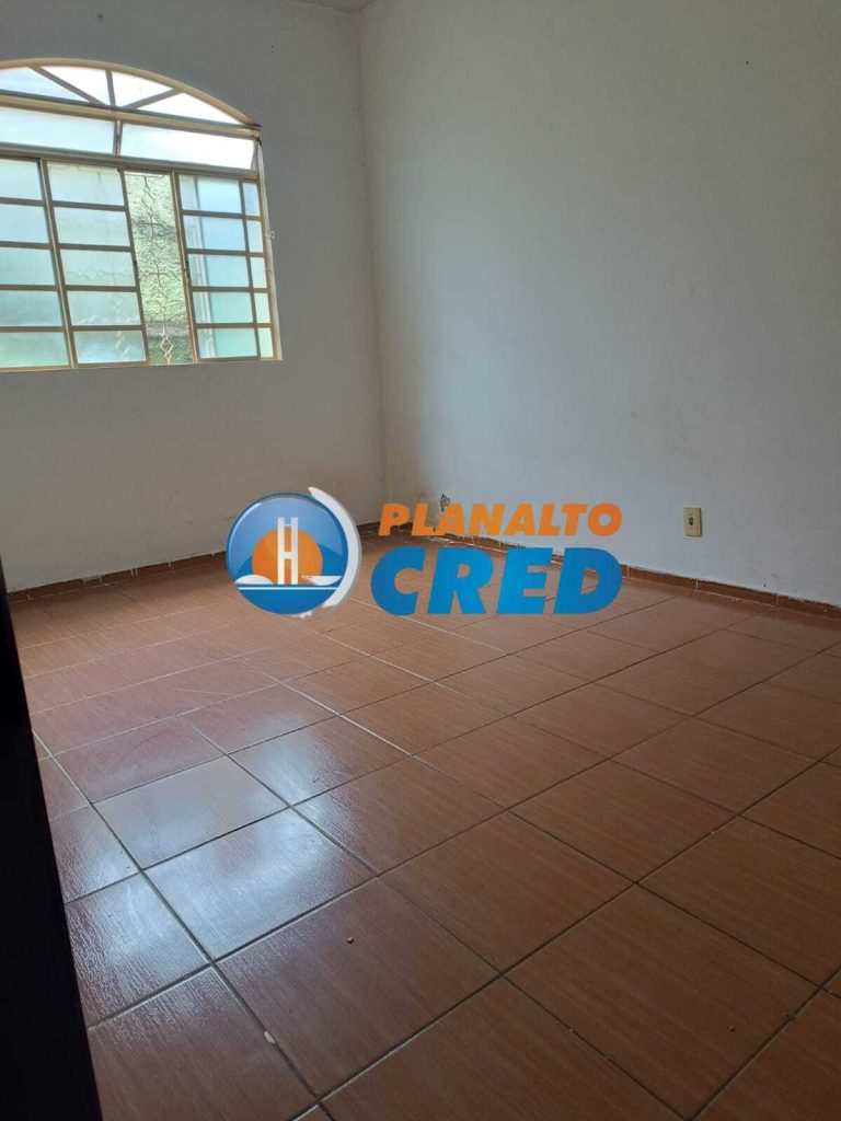 Vende-se Casa Germinada no Bairro Heliópolis